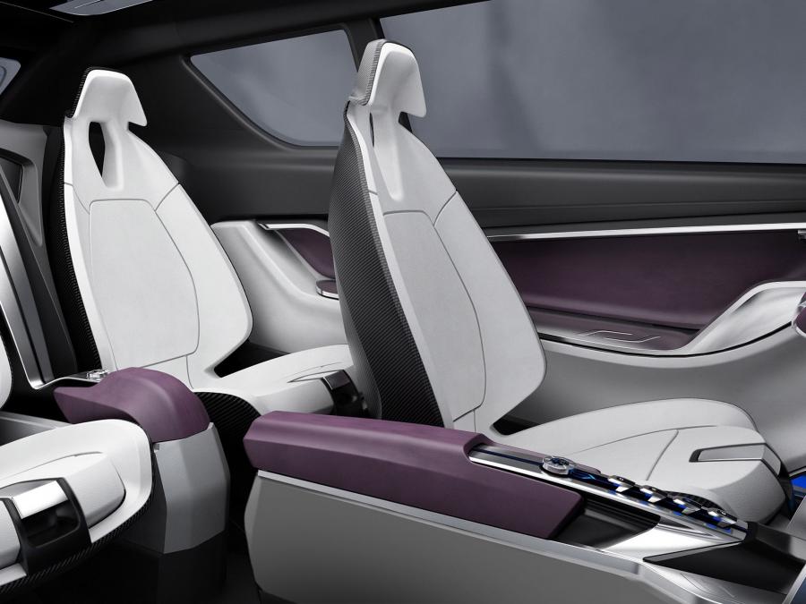  SsangYong e-XIV Concept 2012 года  (фото 21 из 24)